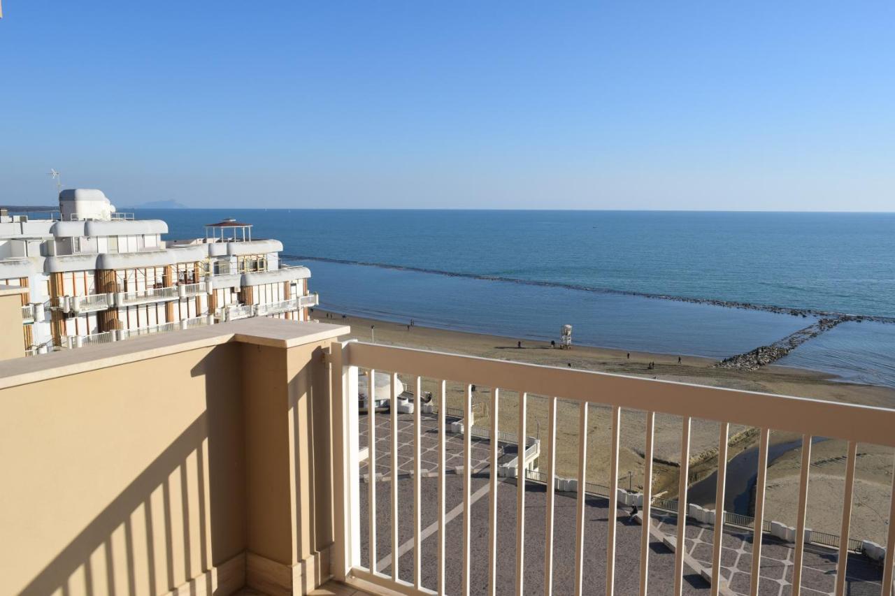 La Terrazza Sul Tirreno Lejlighed Nettuno Eksteriør billede